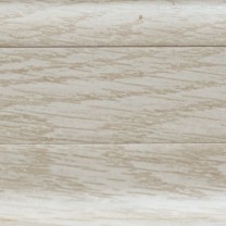 Плинтус пластиковый Ideal 218 Дуб европейский 55 мм Бежевый.