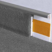 Плинтус для ковролина Korner Серый 107 Польша .