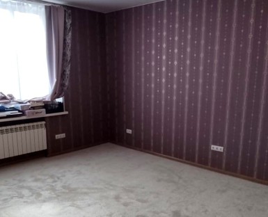 Поставка и монтаж ковролина на лестницу в частный дом в г. Москва